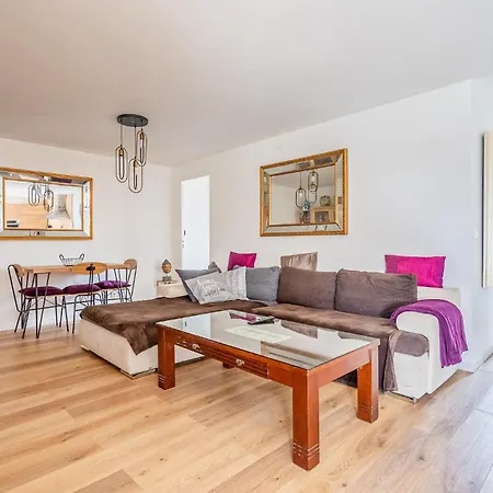 Cozy In St Thibault Des Vignes *